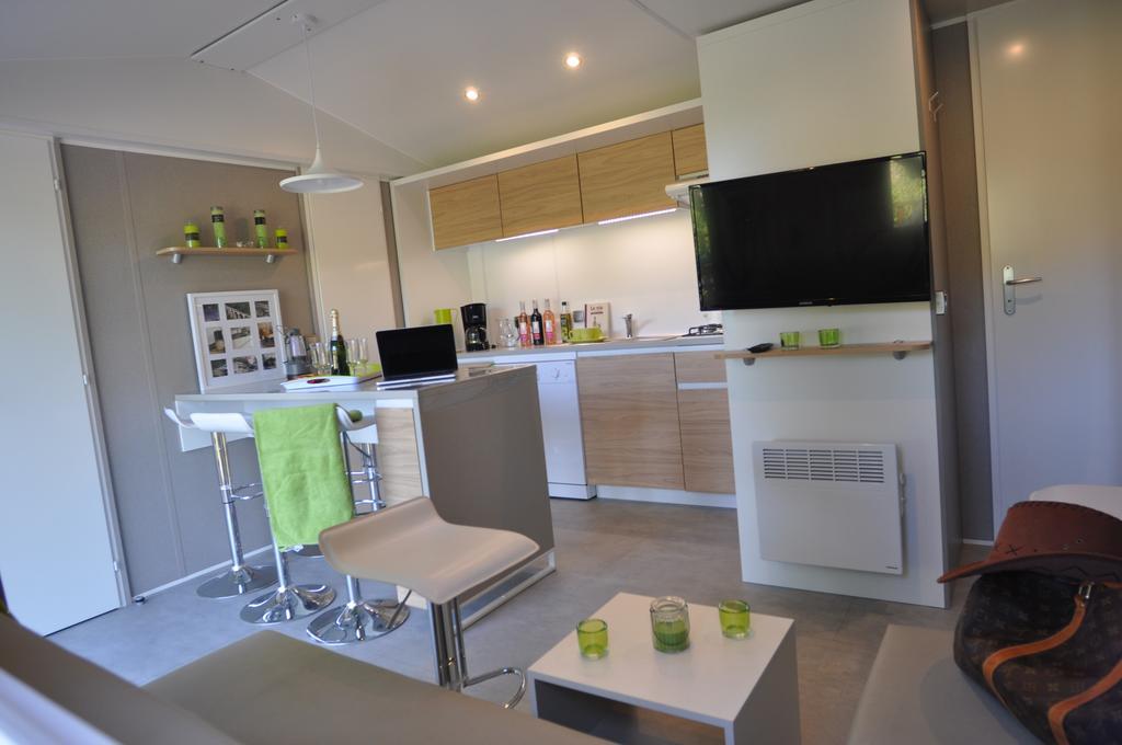 Camping Le Mas Des Sedaries Hotel Villefort  Esterno foto
