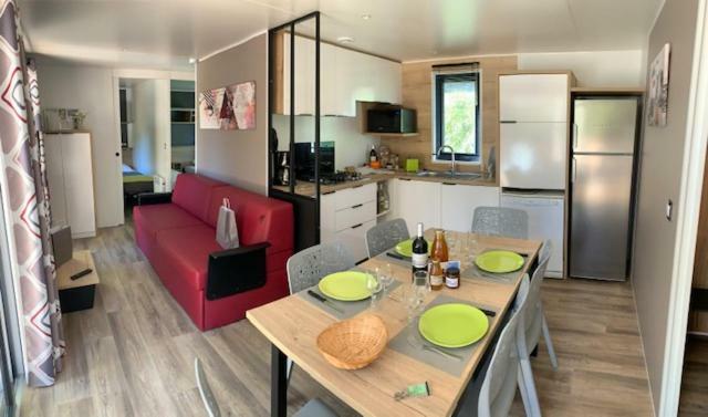 Camping Le Mas Des Sedaries Hotel Villefort  Esterno foto