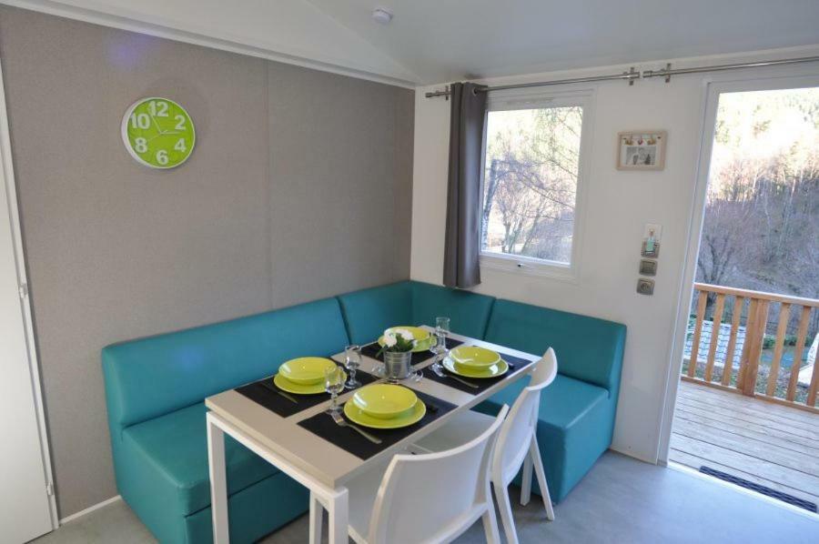 Camping Le Mas Des Sedaries Hotel Villefort  Esterno foto